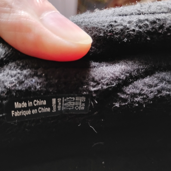 Crocs Puffer Snow Shoes - Picture 7 of 7